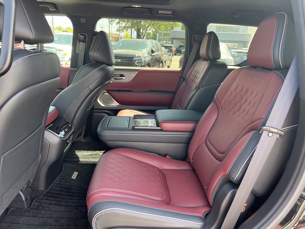 Used 2025 INFINITI QX80 Autograph AWD/4WD image 25