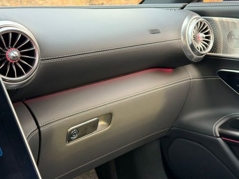 Used 2023 Mercedes-Benz SL 43 AMG image 27