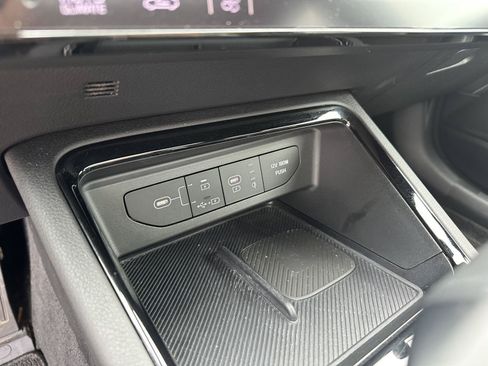Used 2025 Kia K5 GT-Line w/ GT-Line Premium Package FWD image 29