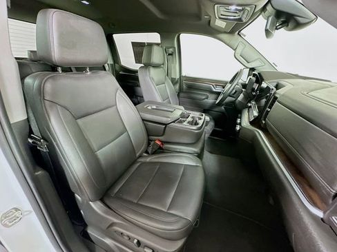 Used 2026 GMC Sierra 1500 SLT AWD/4WD image 32