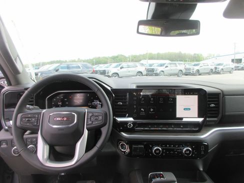 New 2026 GMC Sierra 1500 SLT image 14