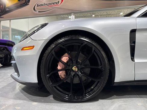 Used 2018 Porsche Panamera 4 AWD/4WD image 29