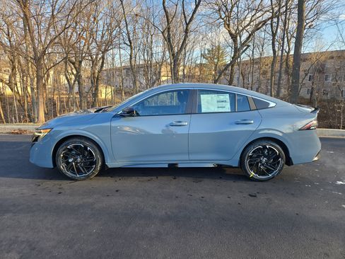 New 2026 Nissan Sentra SR w/ SR All Weather Package image 5
