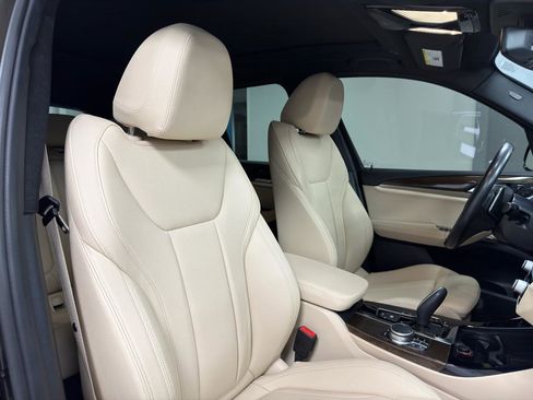 Used 2019 BMW X3 xDrive30i w/ Premium Package image 12