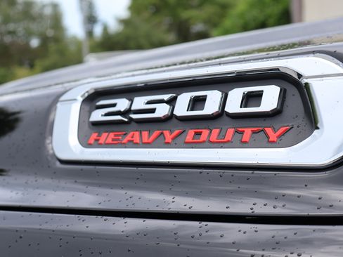 Used 2025 RAM 2500 Limited AWD/4WD image 19
