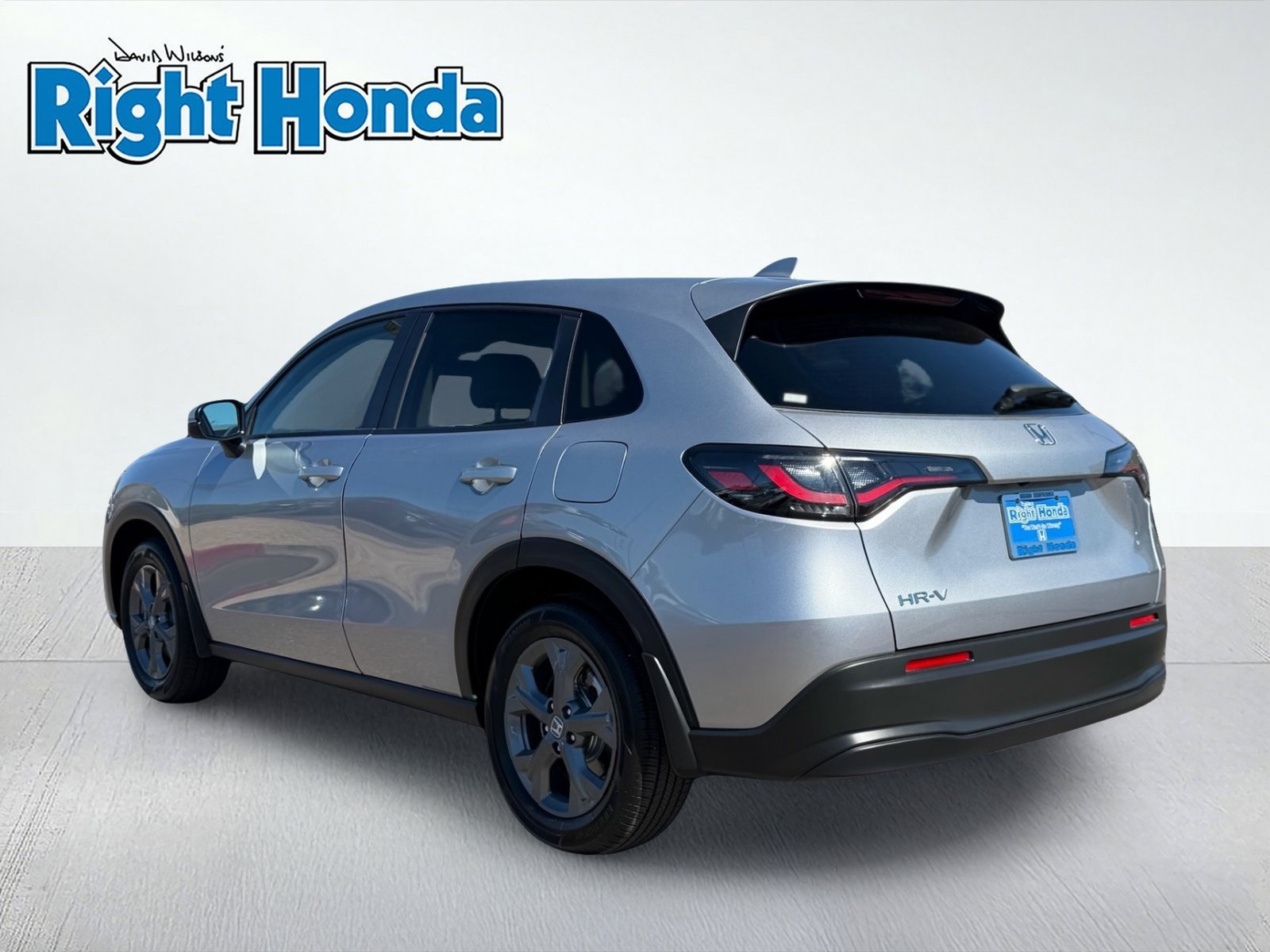 Certified 2027 Honda HR-V LX image 4