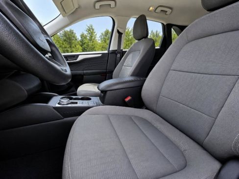Used 2022 Ford Escape S AWD/4WD image 12