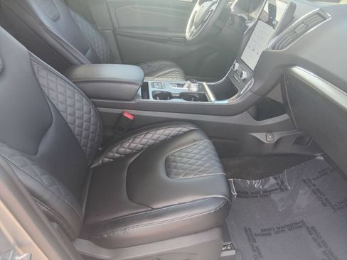Used 2023 Ford Edge Titanium AWD/4WD image 42