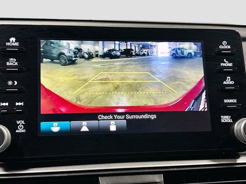 Used 2018 Honda Accord Sport image 15