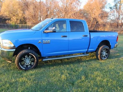Used 2014 RAM 2500 Tradesman w/ Chrome Appearance Group image 12