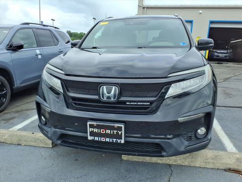 Used 2020 Honda Pilot Black Edition image 5