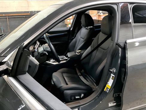 Used 2023 BMW i4 eDrive35 w/ Premium Package image 26