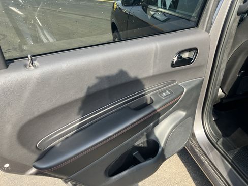 Used 2024 Dodge Durango GT image 15