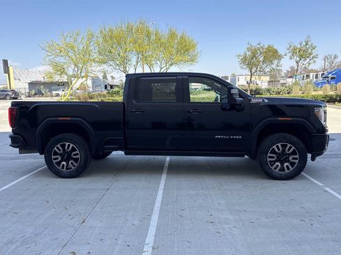 Used 2023 GMC Sierra 2500 AT4 w/ Gooseneck/5TH Wheel Package AWD/4WD image 2