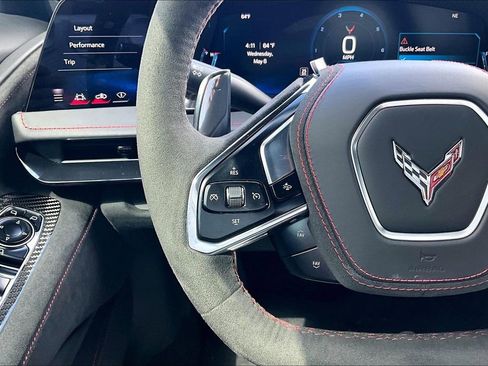Used 2026 Chevrolet Corvette Stingray Premium Conv w/ Z51 Performance Package RWD image 18
