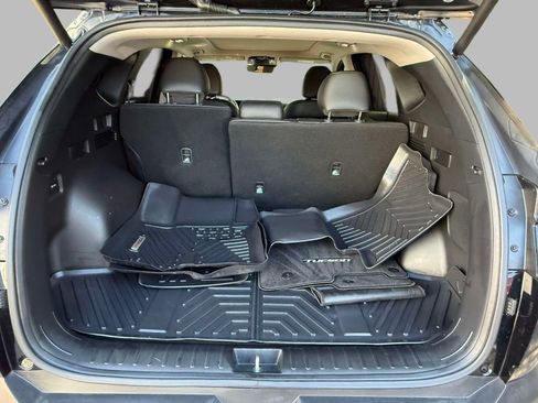 Used 2025 Hyundai Tucson Limited AWD/4WD image 15