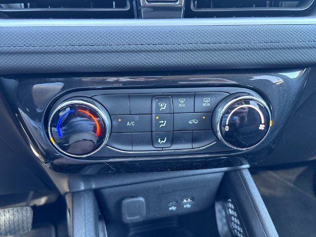 Used 2024 Chevrolet TrailBlazer LT AWD/4WD image 18