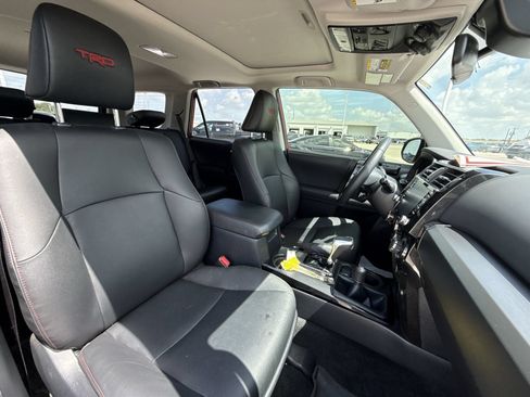 Certified 2024 Toyota 4Runner TRD Off-Road Premium w/ Moonroof Package AWD/4WD image 26