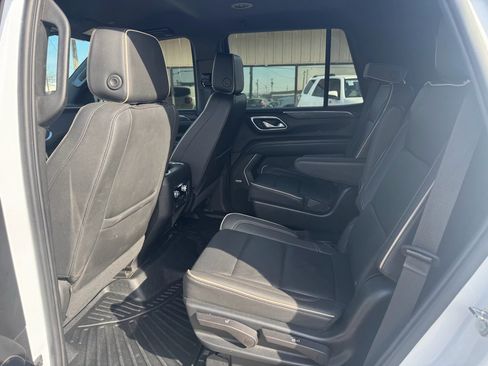 Used 2023 GMC Yukon SLT image 14