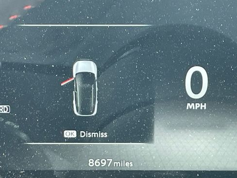 Used 2025 Nissan Kicks SR image 11