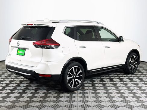Used 2019 Nissan Rogue SL w/ Premium Package FWD image 10