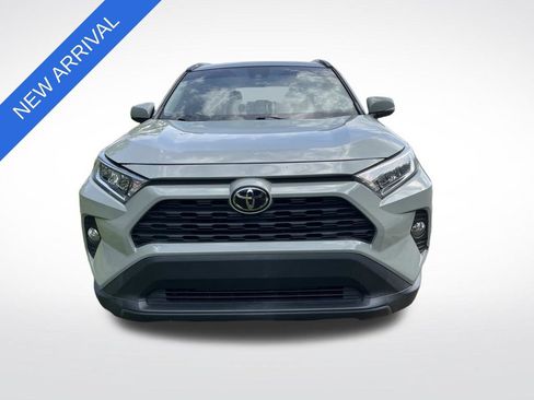 Used 2021 Toyota RAV4 XLE FWD image 8