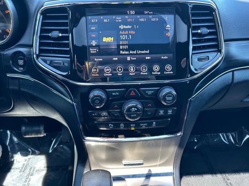 Used 2021 Jeep Grand Cherokee Limited AWD/4WD image 27