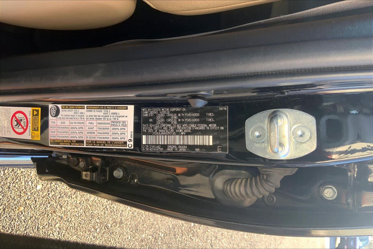 Used 2016 Toyota 4Runner Limited AWD/4WD image 31
