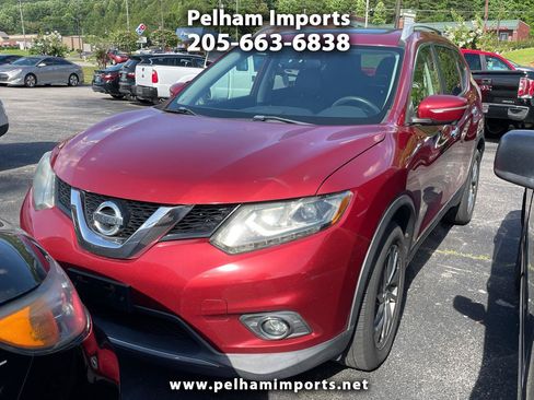 Used 2017 Nissan Rogue SV w/ SV Premium Package FWD image 1