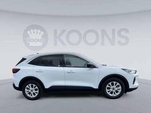 Used 2023 Ford Escape Active image 8