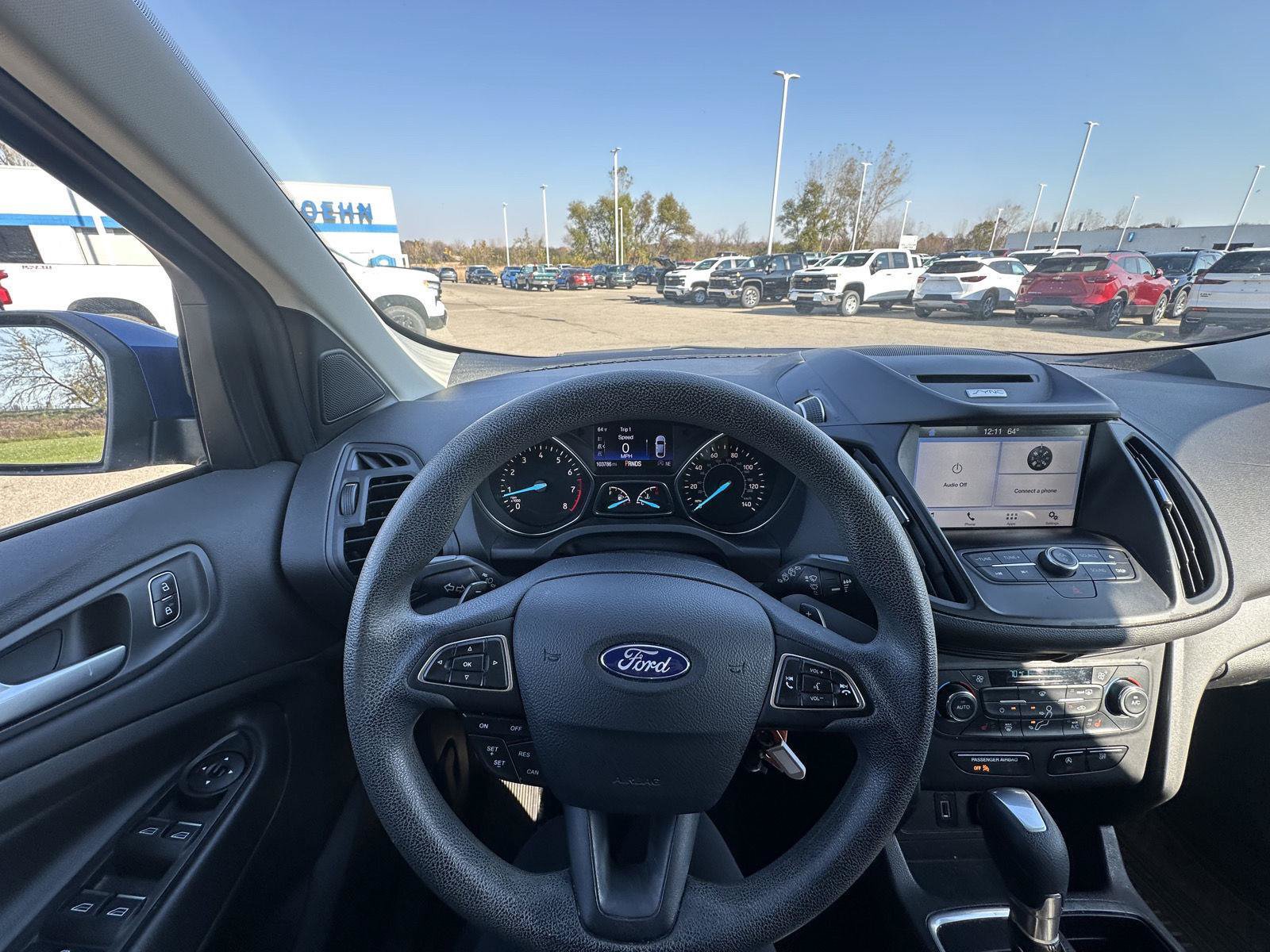 Used 2017 Ford Escape SE w/ Equipment Group 201A FWD image 25