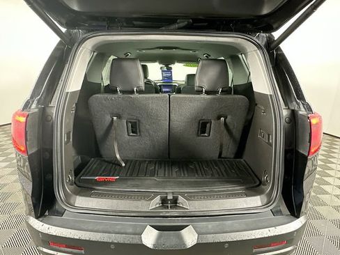 Used 2019 GMC Acadia SLT w/ Black Edition FWD image 32