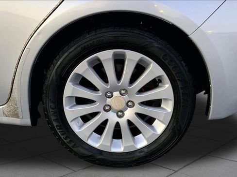 Used 2010 Subaru Impreza 2.5i Premium AWD/4WD image 9