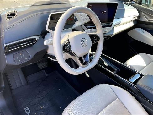 Certified 2023 Volkswagen ID.4 S image 13