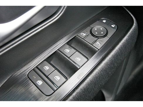 New 2026 Nissan Kicks SV w/ SV Premium Package image 21