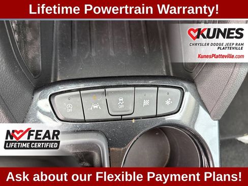 Used 2025 Chevrolet TrailBlazer LT FWD image 23