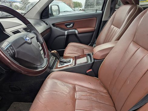 Used 2014 Volvo XC90 3.2 w/ Climate Package AWD/4WD image 23