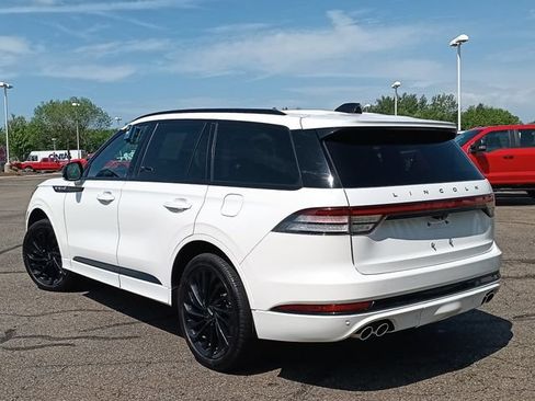 Used 2025 Lincoln Aviator Reserve w/ Equipment Group 201A AWD/4WD image 28