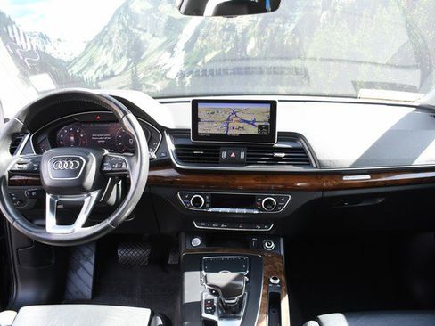 Used 2018 Audi Q5 2.0T Premium Plus w/ Premium Plus Package image 18