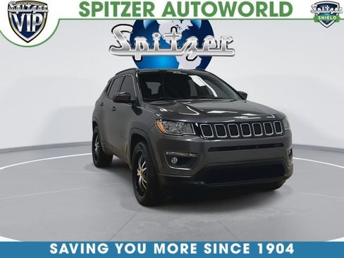 Used 2019 Jeep Compass Latitude AWD/4WD image 3