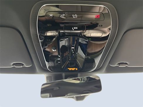 Used 2025 Mercedes-Benz C 300 4MATIC Sedan image 26