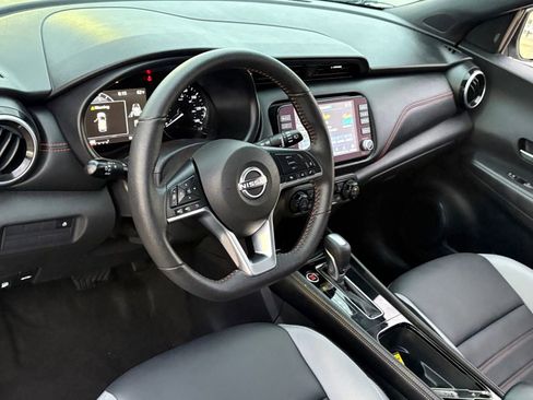 Used 2023 Nissan Kicks SR w/ SR Premium Package image 17