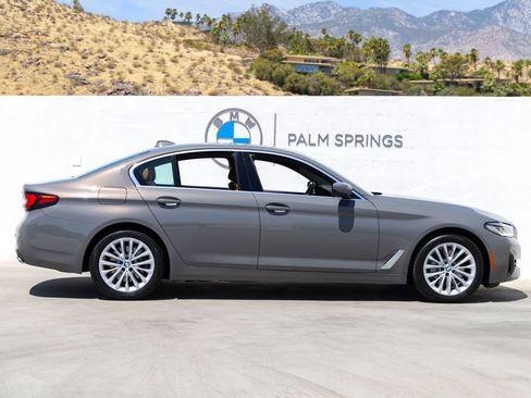 Used 2021 BMW 530e w/ Premium Package RWD image 6
