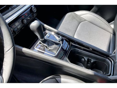 Certified 2025 Jeep Compass Limited AWD/4WD image 18
