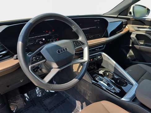 Certified 2025 Audi Q5 Premium w/ Convenience Package AWD/4WD image 16
