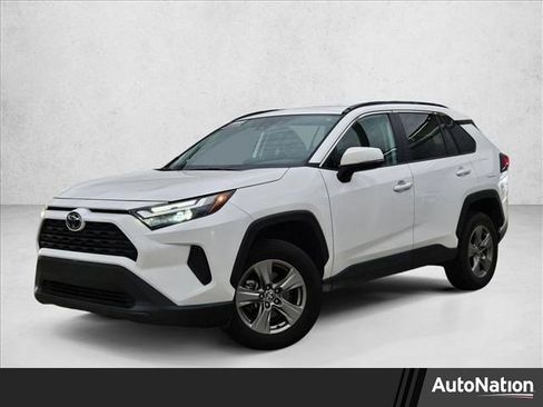 Used 2024 Toyota RAV4 XLE image 1