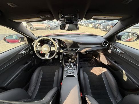 Used 2024 Alfa Romeo Giulia Quadrifoglio w/ Active Assist Plus Package image 24