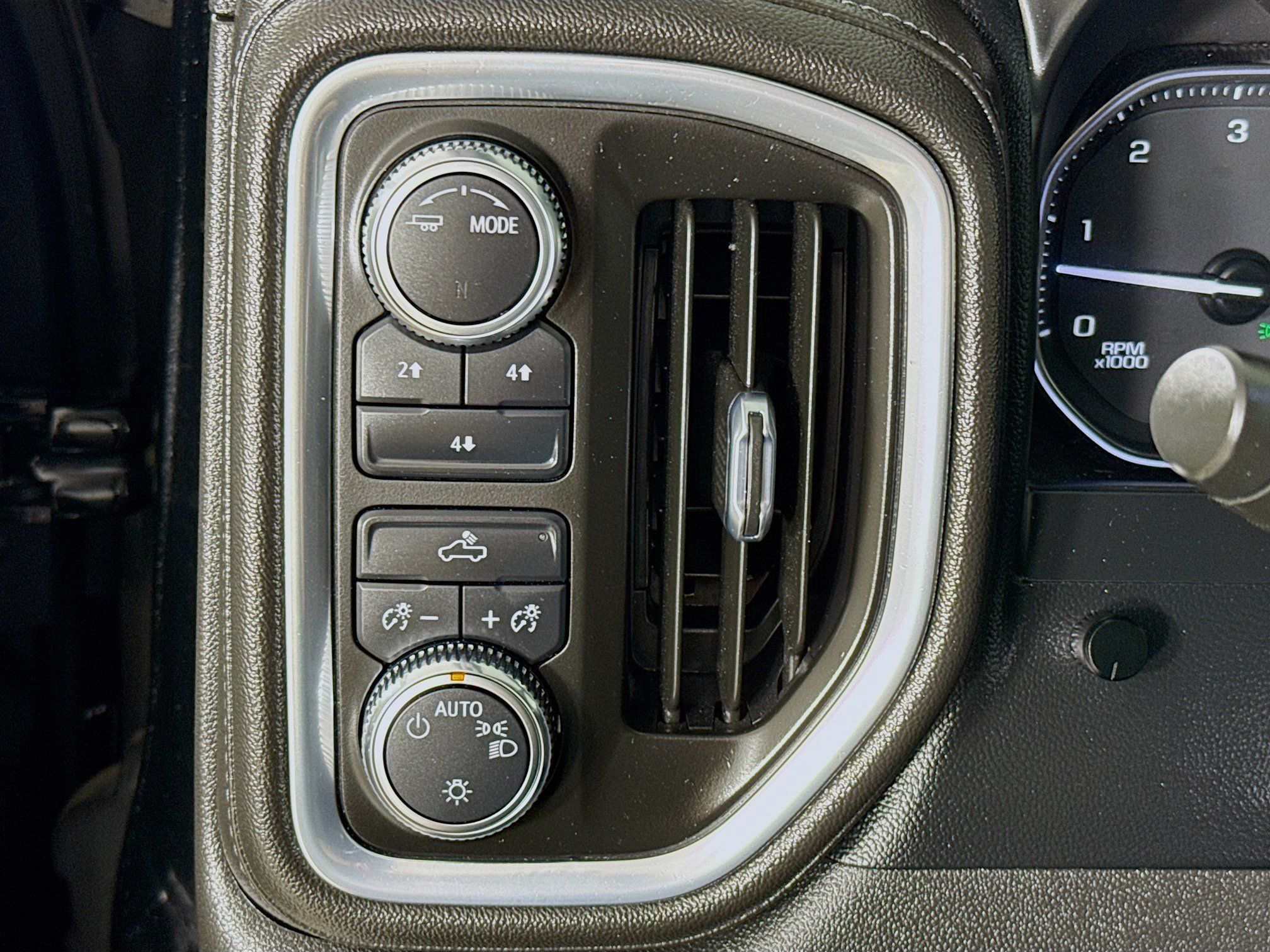 Used 2022 GMC Sierra 2500 SLE AWD/4WD image 12