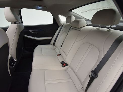 Used 2023 Hyundai Sonata Limited FWD image 23