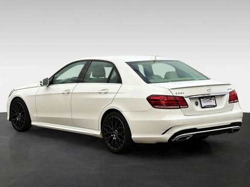Used 2014 Mercedes-Benz E 350 4MATIC Sedan image 5